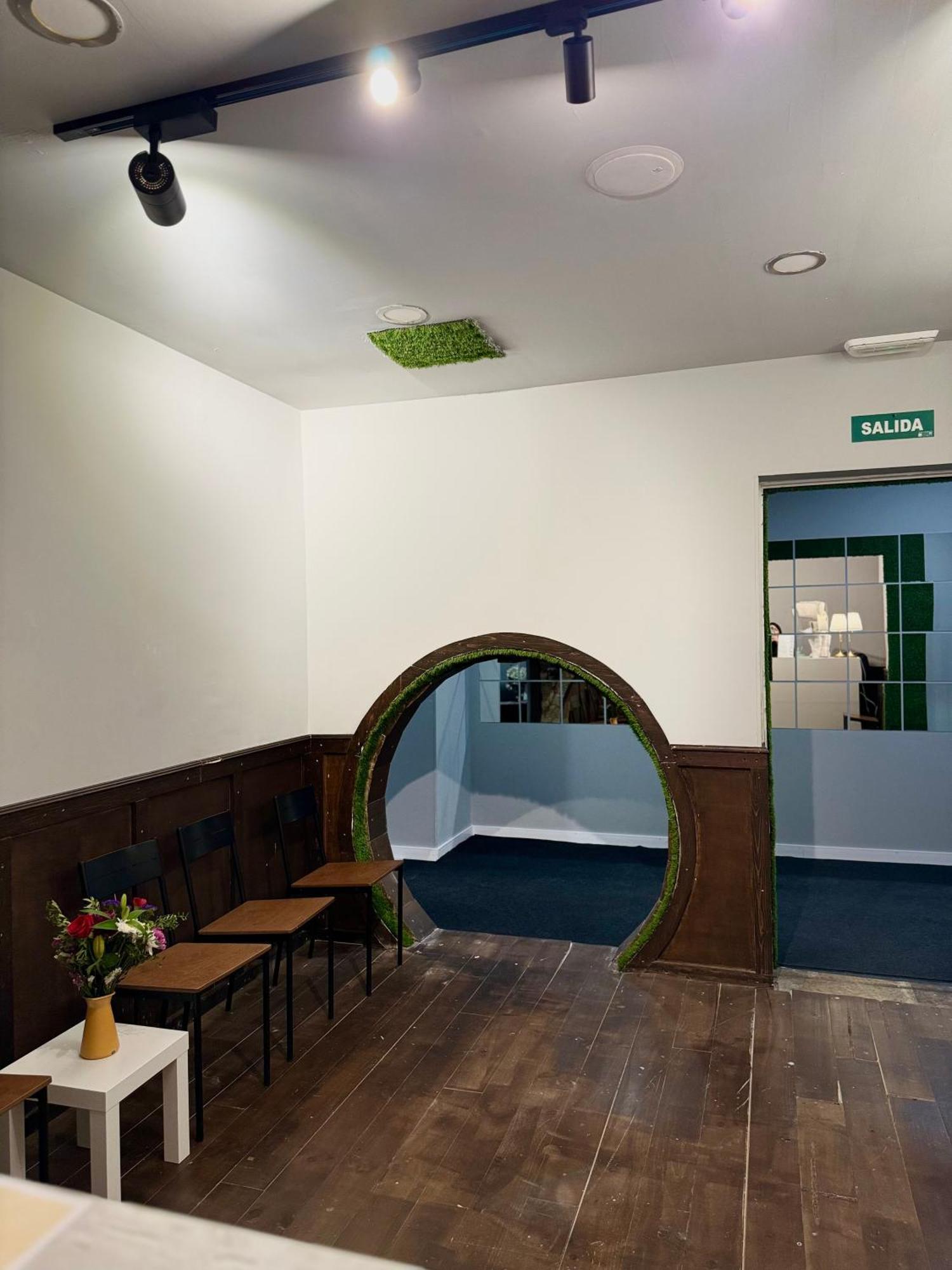 Naap Hotel Valencia Bagian luar foto
